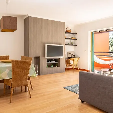 Countryside 2-bedroom With Pool And Golf Premises! Apartment